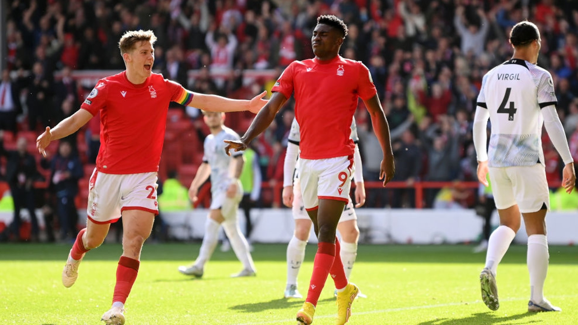 尤其是在赛 尤其是在赛